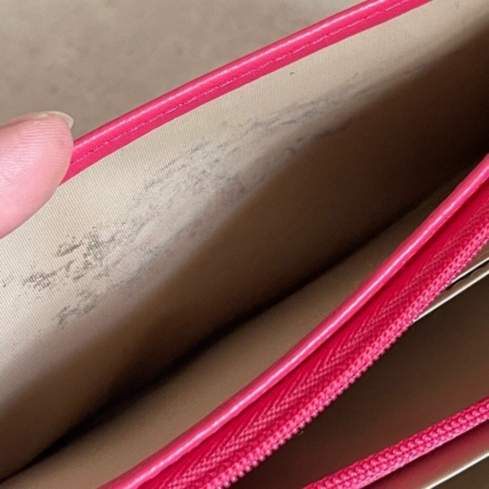 Buxton Red Ostrich Faux Leather Style Wallet - EUC - Picture 5 of 10